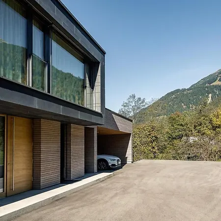 Dağ evi Luxus Skilift Fusslaeufig Bergblick & Wellness Gortipohl