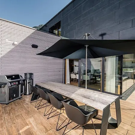 Chalet Luxus Skilift Fusslaeufig Bergblick & Wellness