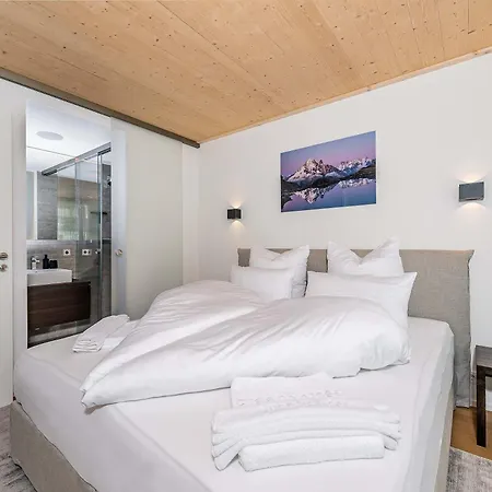 Luxus Skilift Fusslaeufig Bergblick & Wellness Dağ evi *