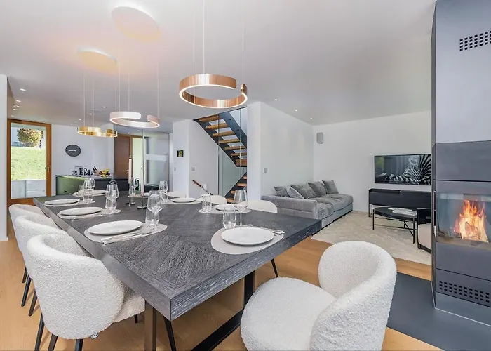 Luxus Skilift Fusslaeufig Bergblick & Wellness